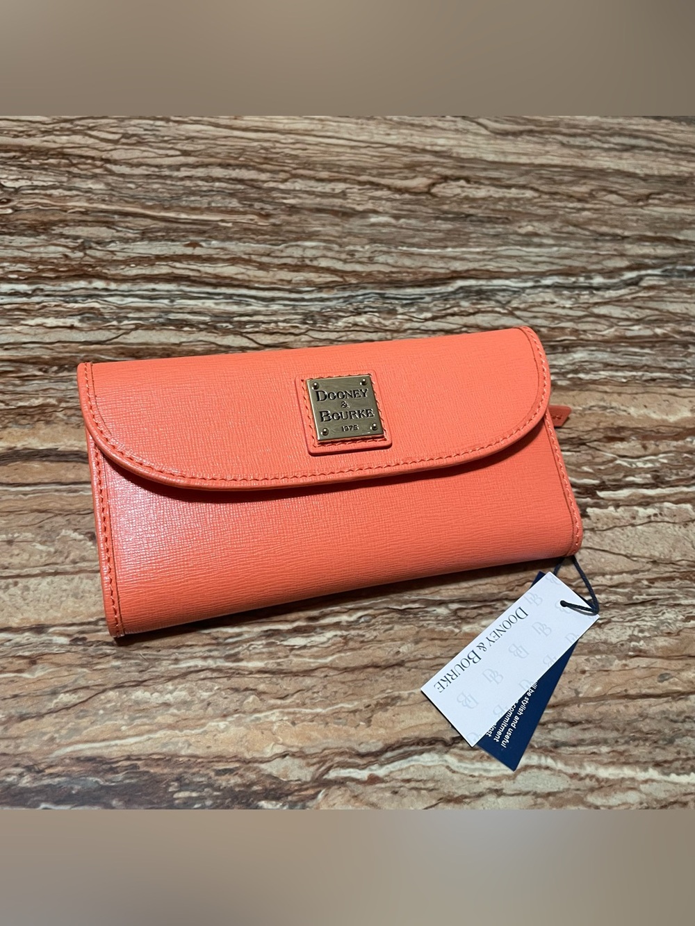 Dooney & Bourke